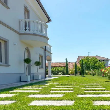 San Martino Apartment *